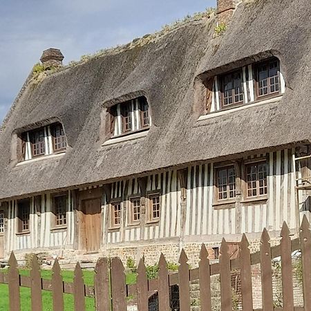 L'ABRI des ÂMES Gerponville Exterior foto