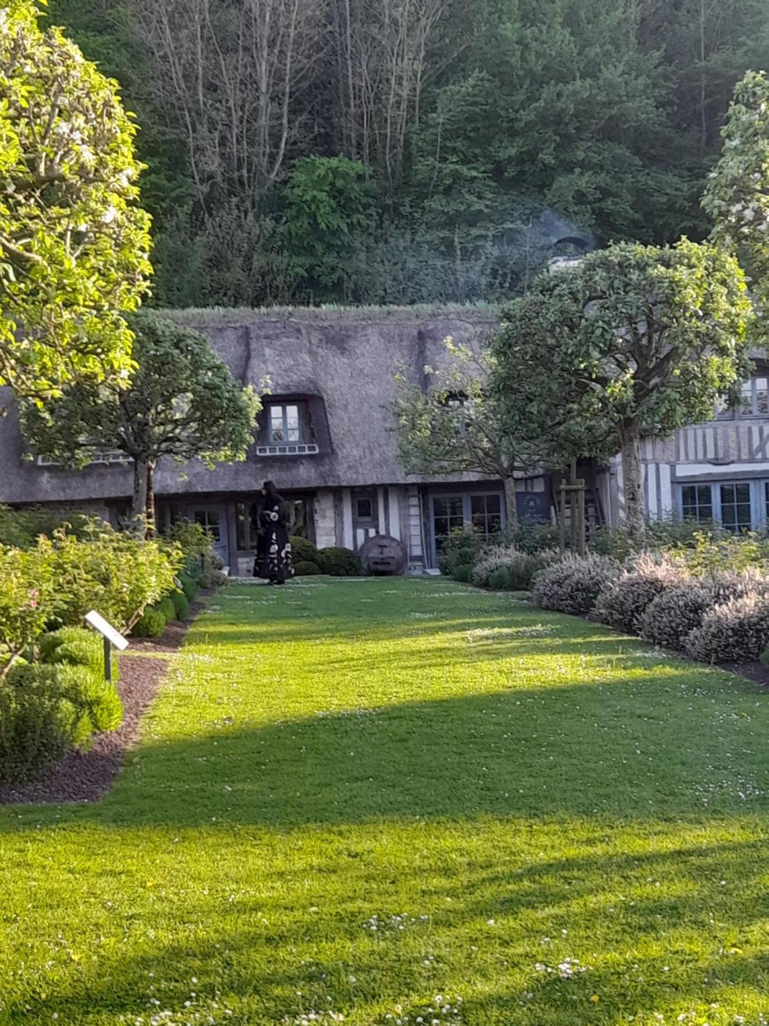 L'ABRI des ÂMES Gerponville Exterior foto